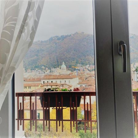 Maison 53 Incantevole Appartamento Vista Cattedrale Di Como Exteriér fotografie
